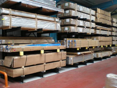 QIC – Buckingham – Cantilever Racking and Safety Barriers