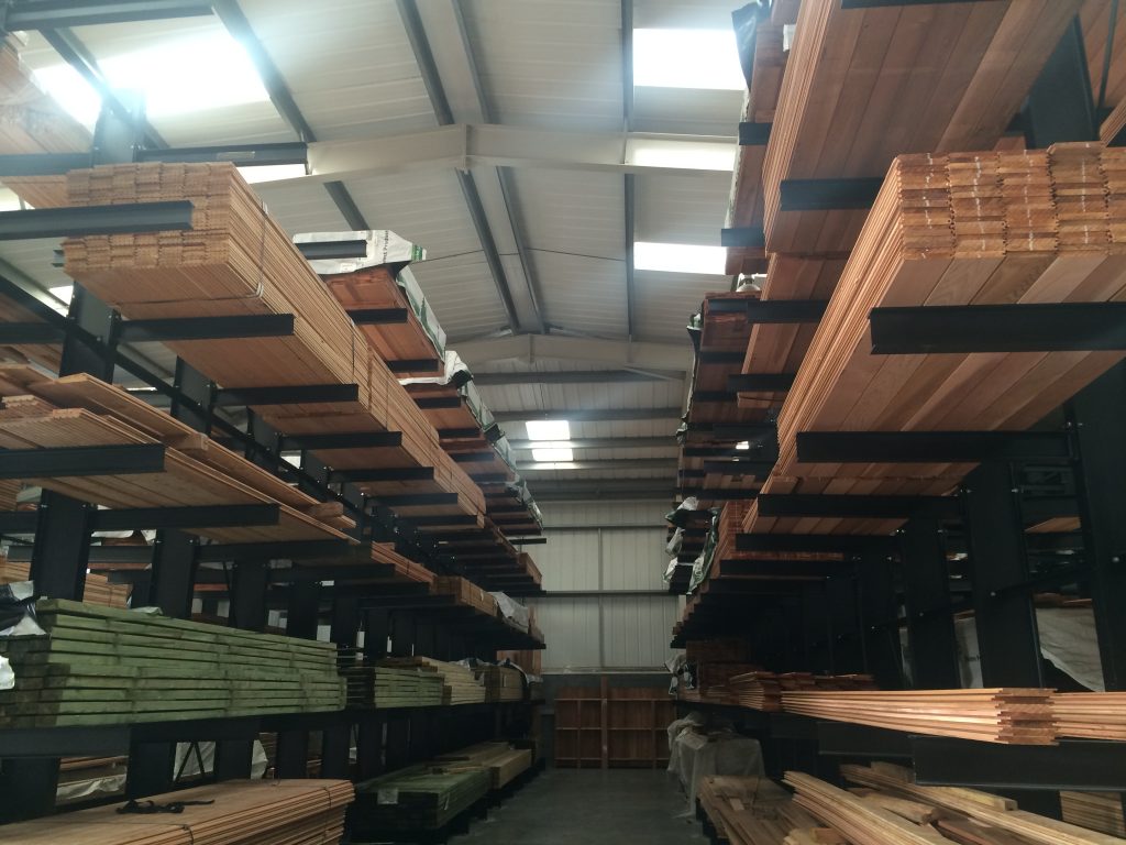 timber packs on cantilever racking