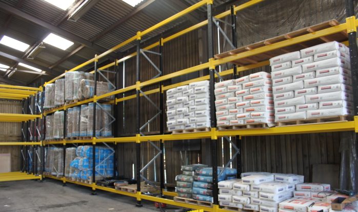 structural-pallet-racking-black-yellow Structural pallet racking with pallets