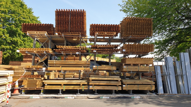 wickens cantilever rack storing timber at local fencing and landscaping supplier site
